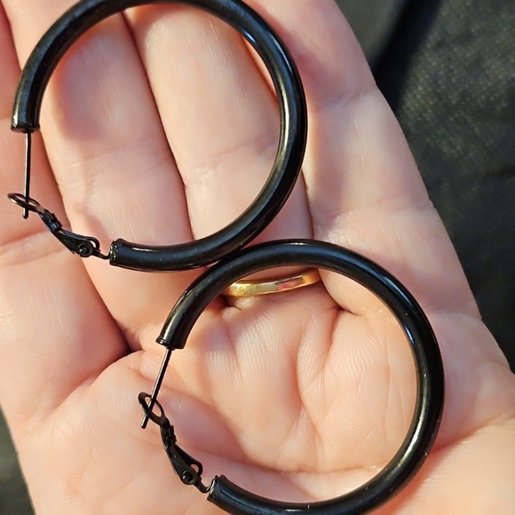 Black Hoop Earrings with Lever-backs - Picture 5 of 6